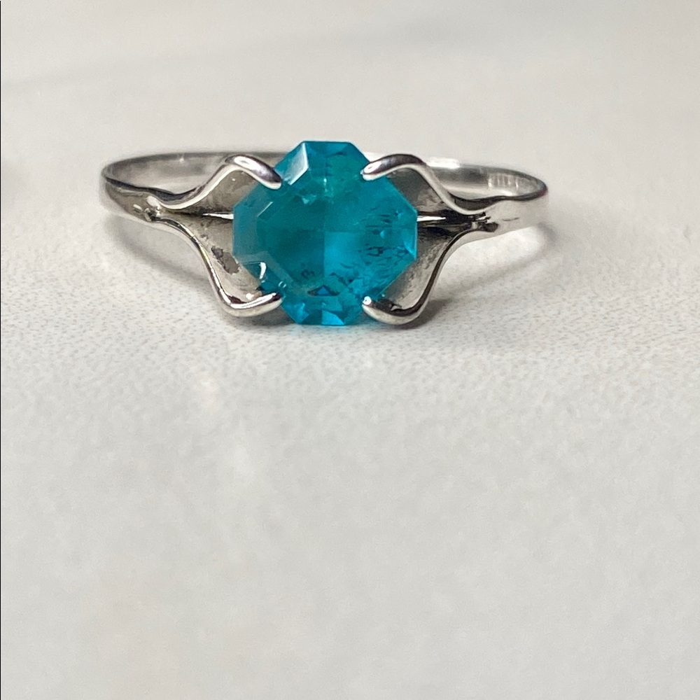 Vintage Designer Vargas Mfg Co Blue Art Glass Sterling Silver Ring - Size‎ 7
